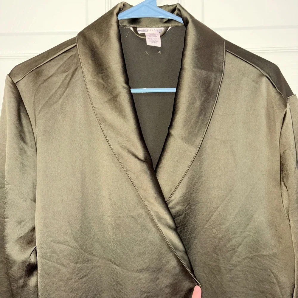 Victorias Secret Olive Green Satin Long Robe Shawl Collar XS S Loungewear